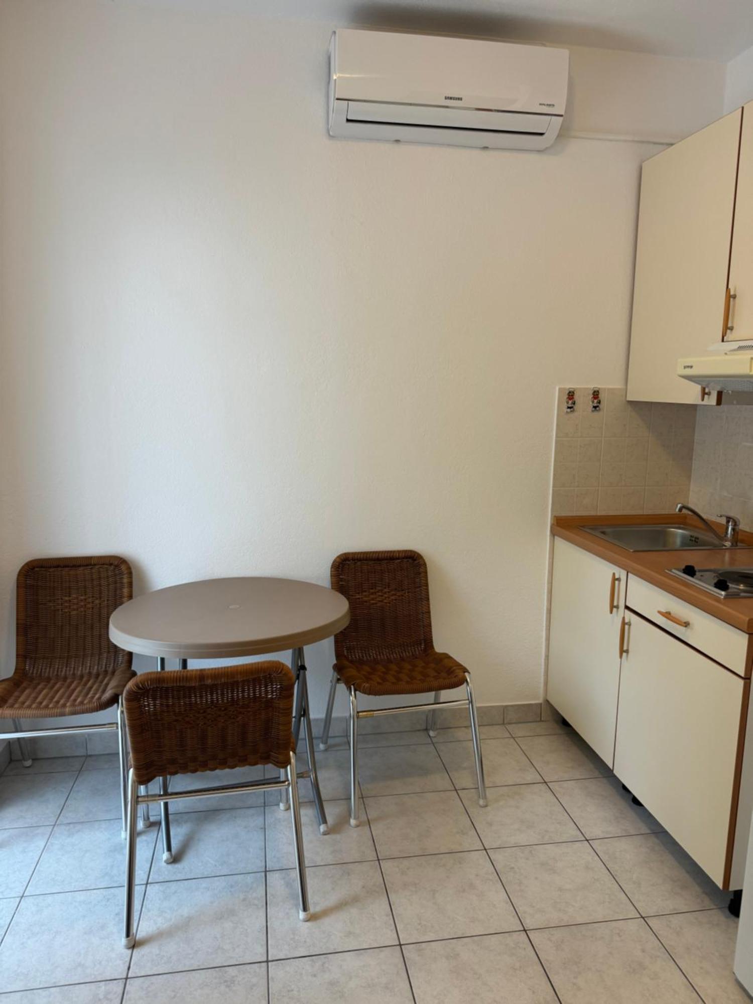 House 100M From The Beach With Free Parking And Breakfast Башка-Вода Екстер'єр фото