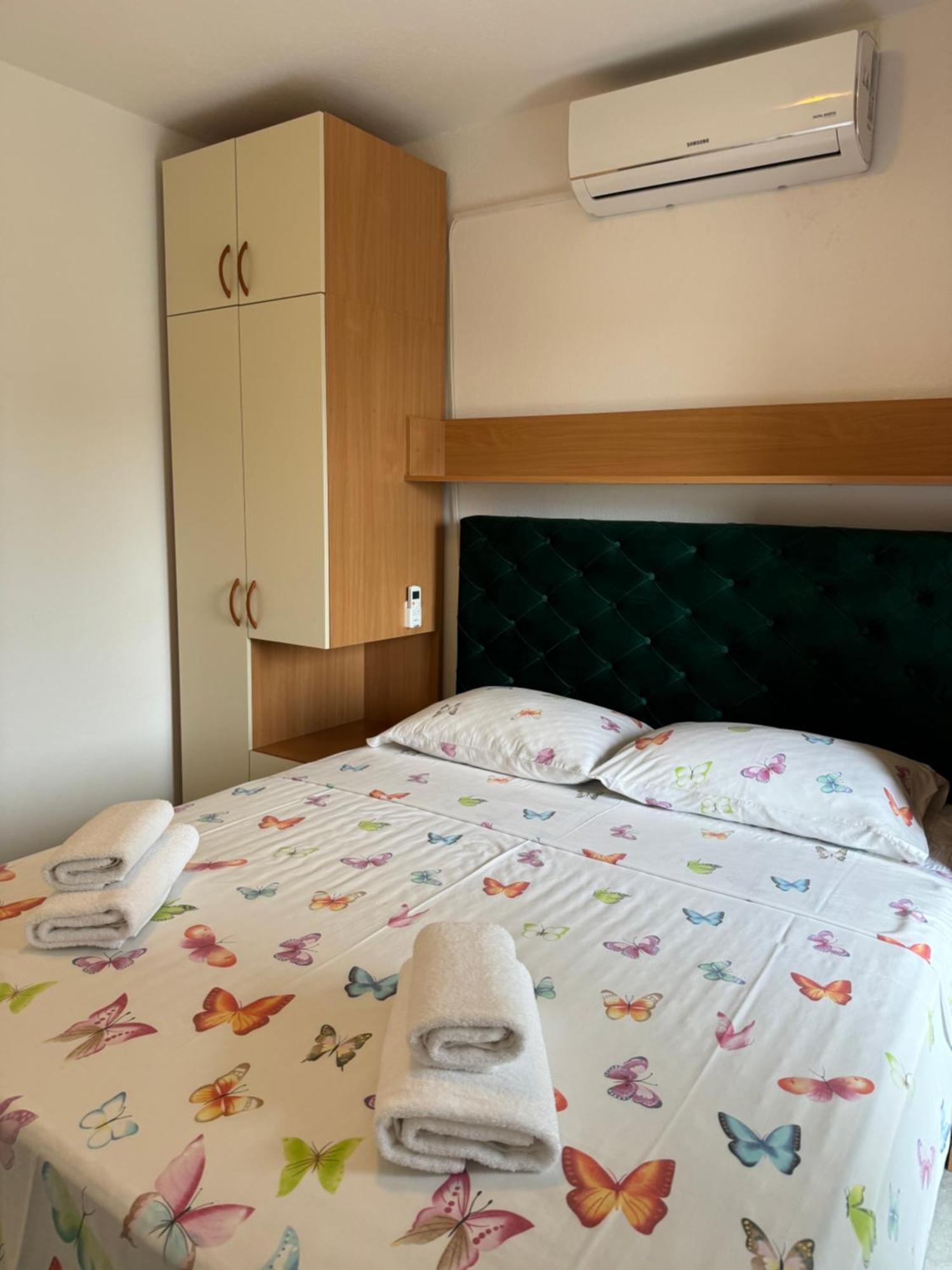 House 100M From The Beach With Free Parking And Breakfast Башка-Вода Екстер'єр фото