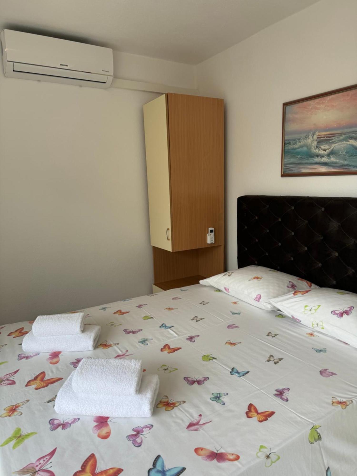 House 100M From The Beach With Free Parking And Breakfast Башка-Вода Екстер'єр фото