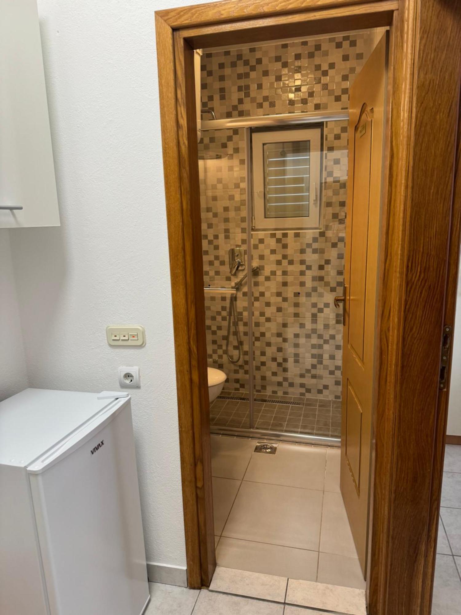House 100M From The Beach With Free Parking And Breakfast Башка-Вода Екстер'єр фото