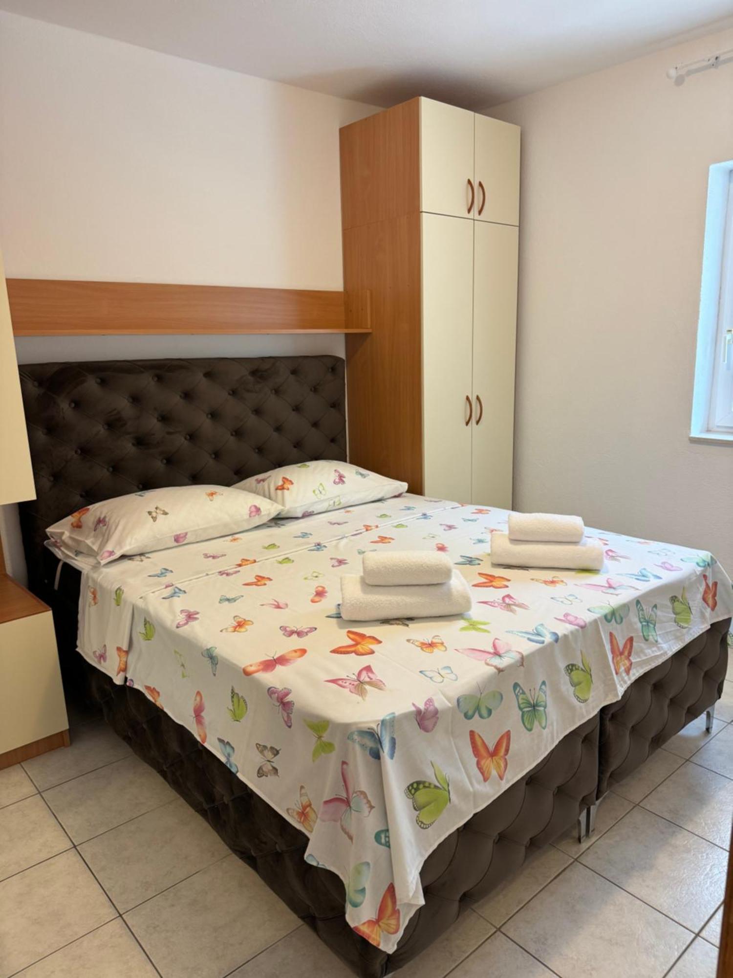 House 100M From The Beach With Free Parking And Breakfast Башка-Вода Екстер'єр фото