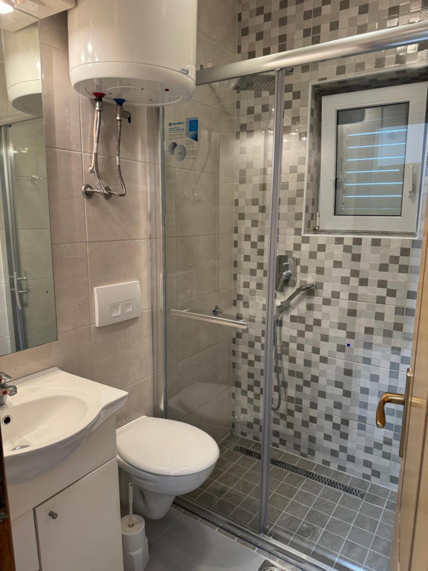 House 100M From The Beach With Free Parking And Breakfast Башка-Вода Екстер'єр фото