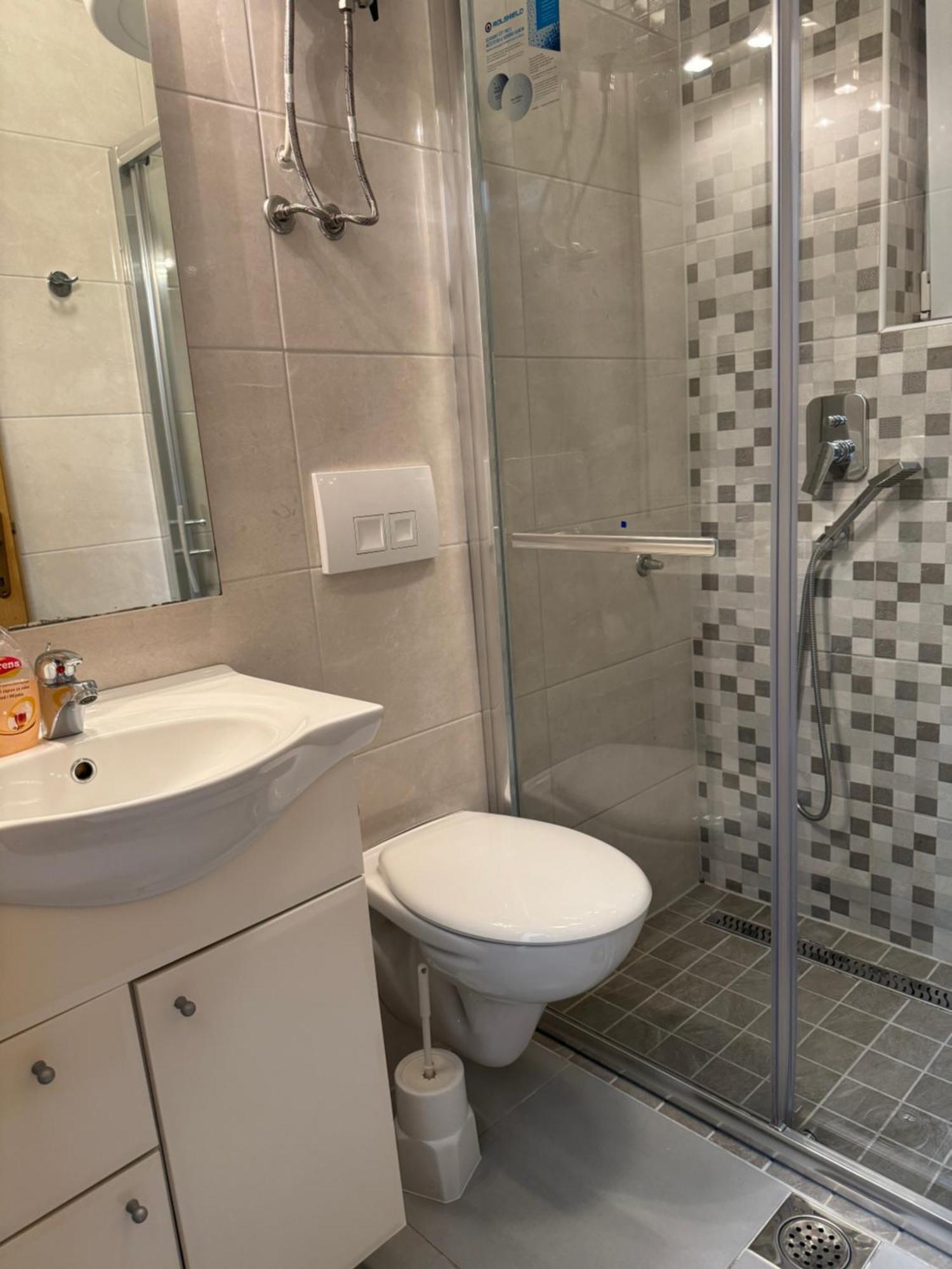 House 100M From The Beach With Free Parking And Breakfast Башка-Вода Екстер'єр фото