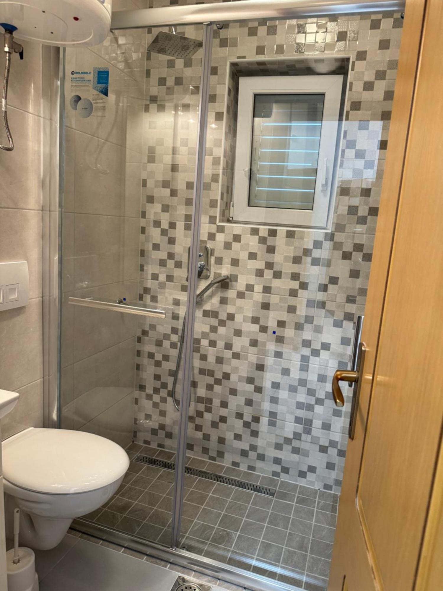 House 100M From The Beach With Free Parking And Breakfast Башка-Вода Екстер'єр фото